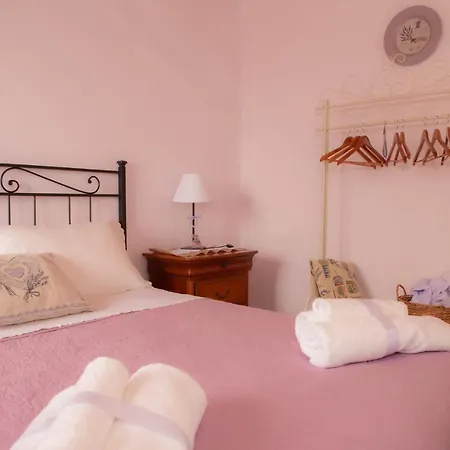 La Casa Del Gelsomino 3* أكوافيفا بيسينا